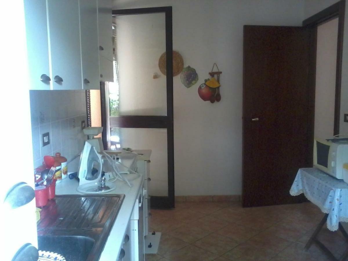 Sperone Hotel Mandra Capreria Buitenkant foto