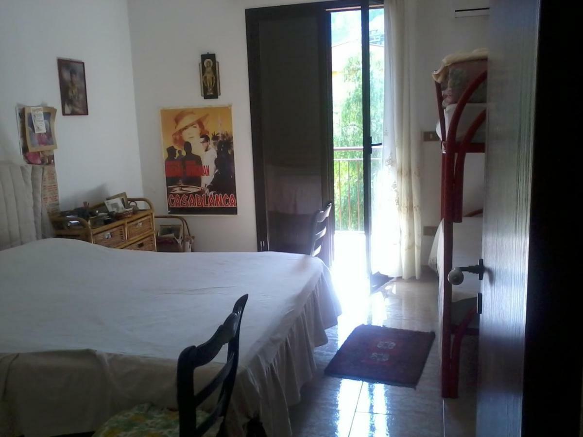 Sperone Hotel Mandra Capreria Kamer foto