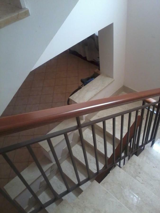 Sperone Hotel Mandra Capreria Buitenkant foto